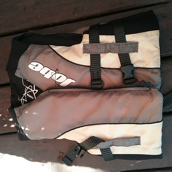 Life flotation aid - Picture 3 of 3